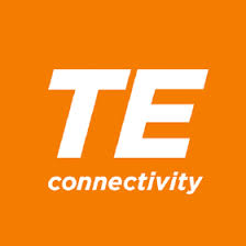 Logo von TE Connectivity auf orangefarbenem Hintergrund.